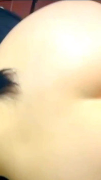 我用大朋克屁股操我性感的继女