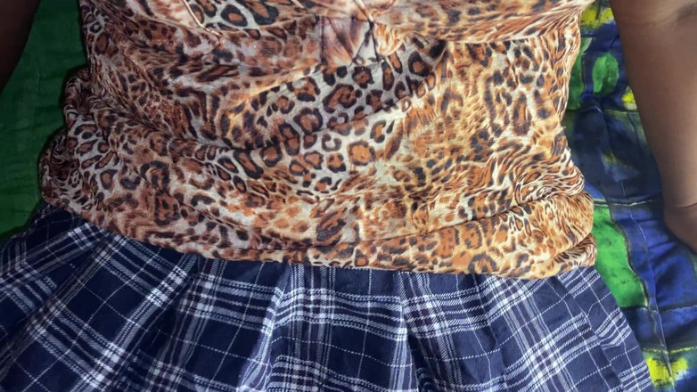 Angoori: Desi indiana zia sesso scopa figa hindi voce virale mms