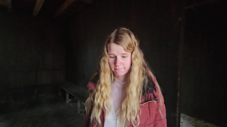 Bikergirl_97: आउटडोर Fick Am Keltenwall mit वीर्य निकालना