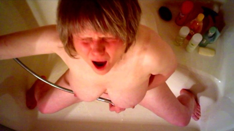 MarieRocks: Look down and see this busty GILF get off AGAIN