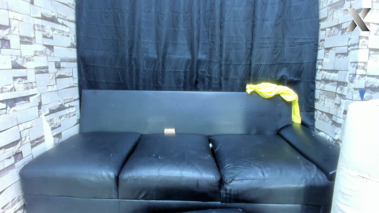 X Live Community: Derin Emme: Sürtüğümün Sıcak Ağzı Sert Yarrağımı Yiyor