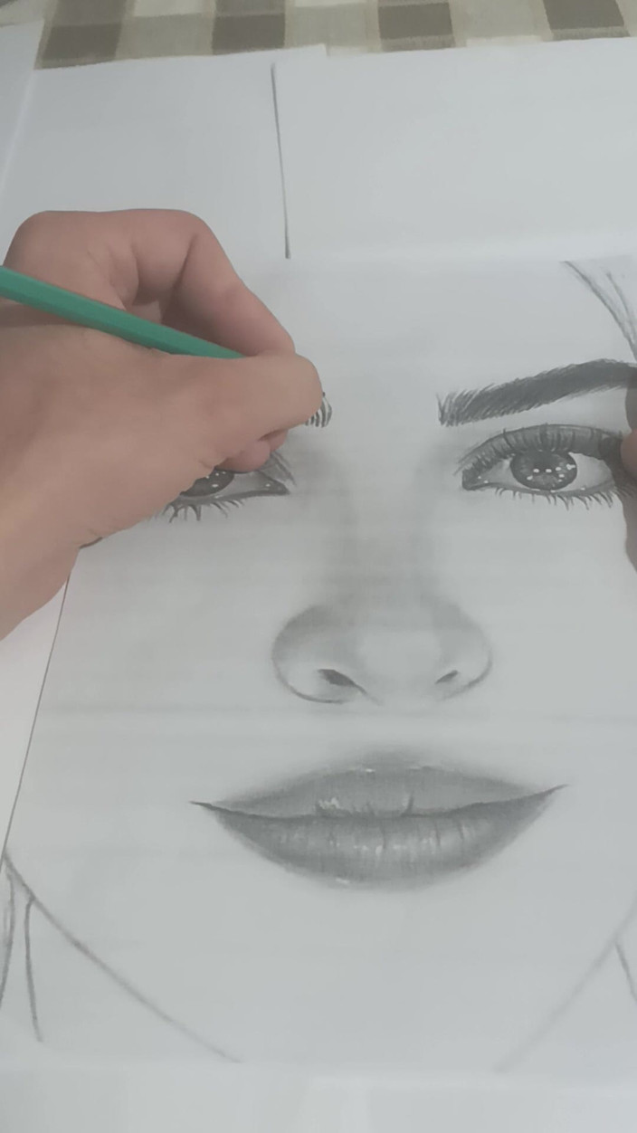 Sexaddicting123: Krásná holka pro tebe kreslí, doufám, že se ti bude líbit