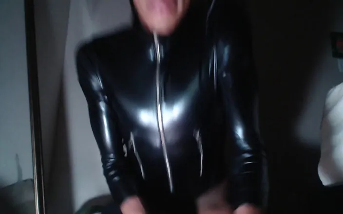 AJ180: Matrixxx Twerk