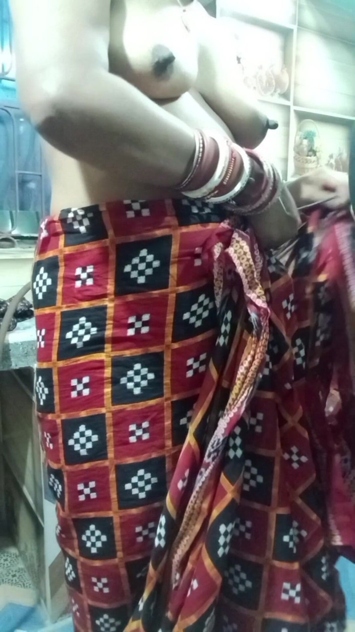 Real Couple 203: Pareja india del pueblo en sexo casero en la cocina