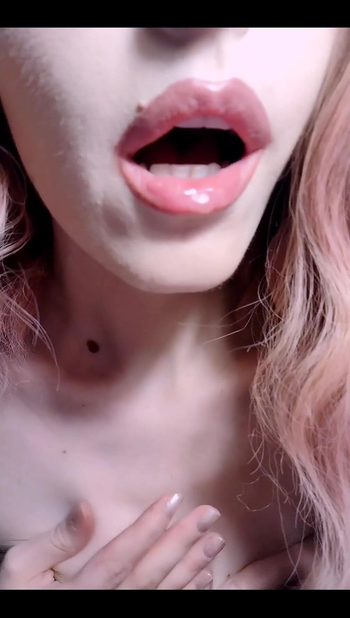 Lilianna20: 舌、唇、唾液