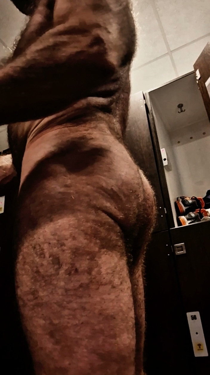 JackvanDean: Hairy Muscle Bear Locker Room