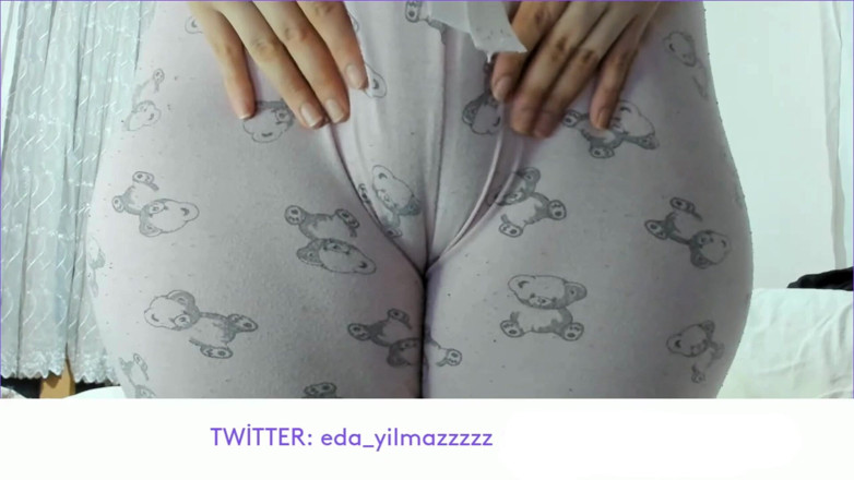 Bigass_sexy_bigboobs: Camel Toe - masturbacja w piżamie - tureckie porno - turecka milf