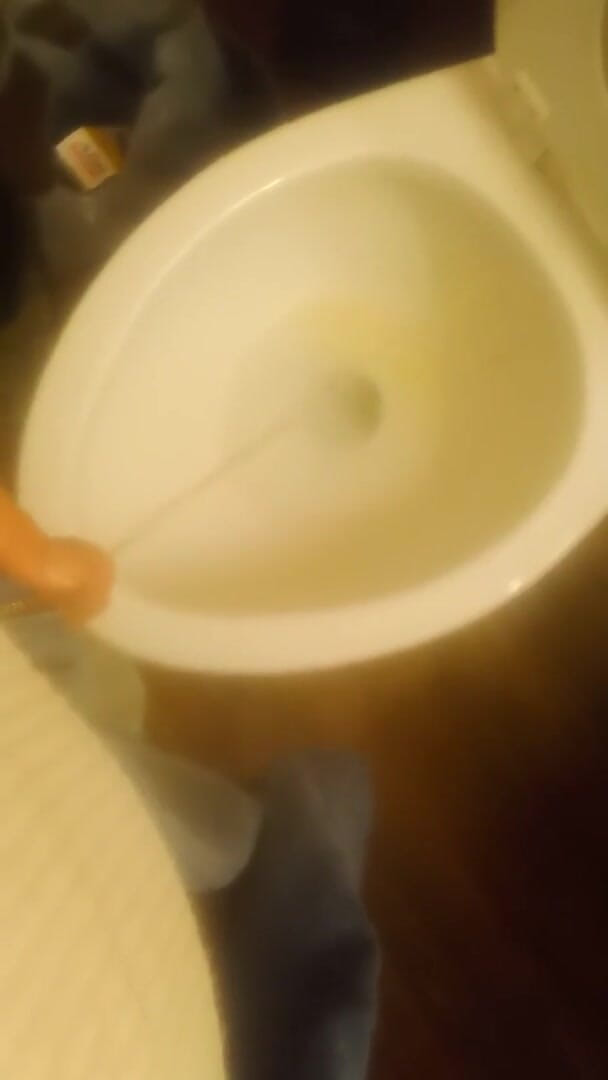 JG Risk: Pissing compilation video