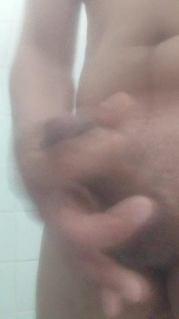 Oscar cor: Oscarcoronado86 honí při vstupu do sprchy Je naštvaný a vytáhne...