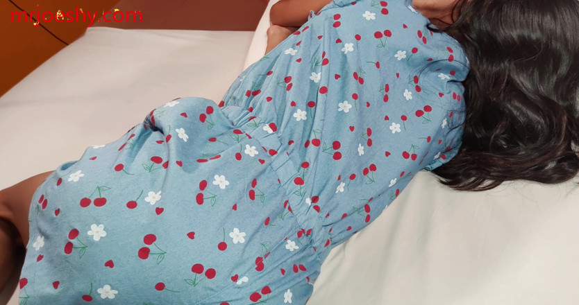 MrJoeShy: Grote blanke kok splitst Aziatische anoreks lbfm en super magere...