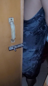 My Stepsister Was Taking a Shower with the Door Open and I Was Peeking in