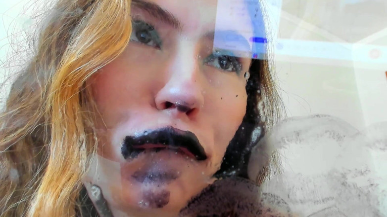 Rarible Diamond: Black lipstick marks and french kiss