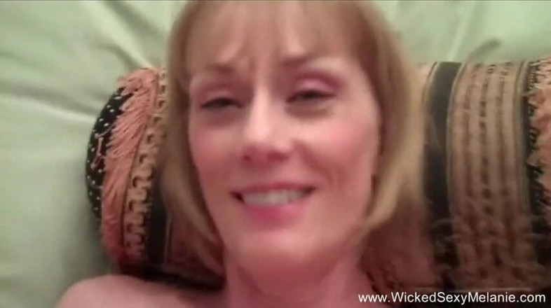 Wicked Sexy Melanie: Mature whore sucking a mad dick