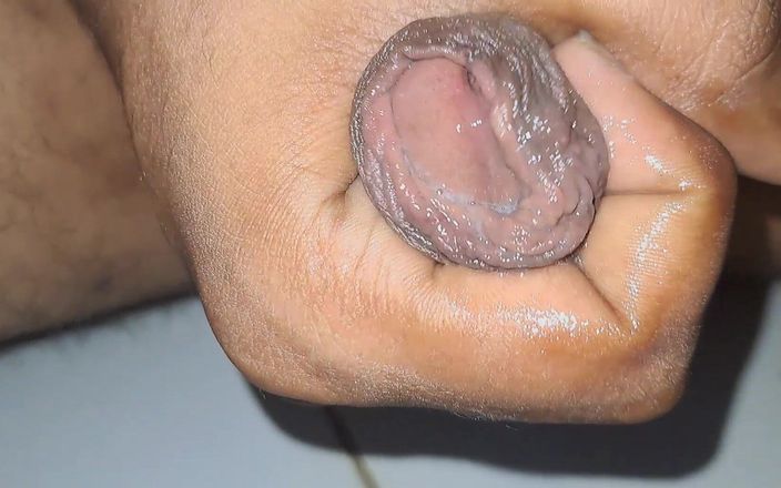 Desi_Porn_India: Я пытаюсь мастурбировать соло