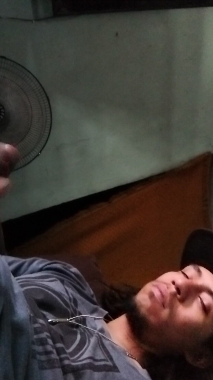 AlexAlejandro13: Punch in the afternoon