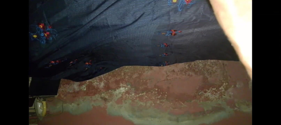 Masturbator emmy: Kebahagiaan Melancap Di Bilik Desa