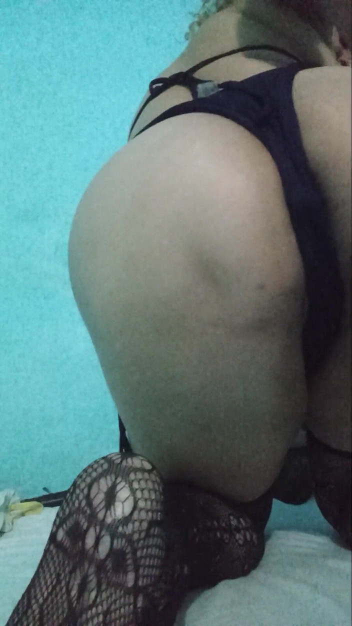 Lobicam: Je suis tellement sexy, regarde, mon amour.