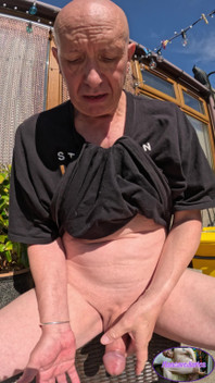 Just a Moment on a Hot Summers Day and Enjoy Your Cumlicous Cum