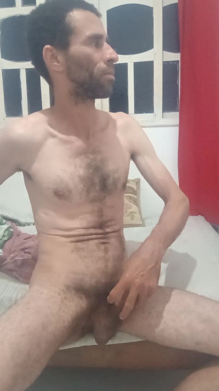 osmar1221: Jerking off Before Bed