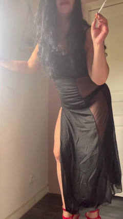 Maitresse Clara: 내 우월함 앞에서 너는 너무 작아