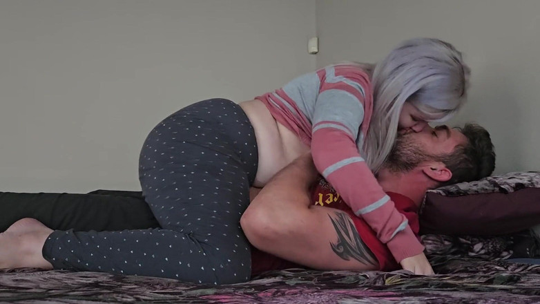 HornyPussy2018: Mensen die gepassioneerde seks hebben deze vrouw vindt het heerlijk...