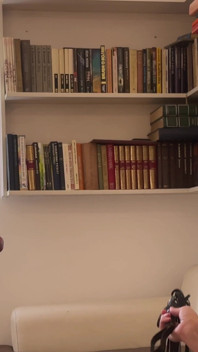 Professor Rigoroso Realizando Uma Prova Usando Práticas BDSM