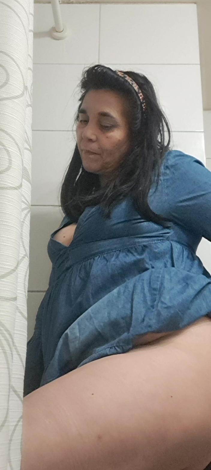 Mommy big hairy pussy: 見たい風呂場で、熱い