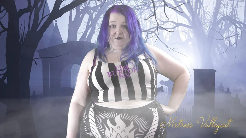 Mxtress Valleycat: Dominated by cute goth