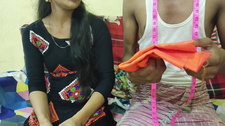 Your kavita bhabhi: The Tailor Came to the House and Fucked the Sister-in-law...