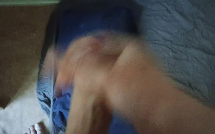 Ed Eden: Cumming Pillow
