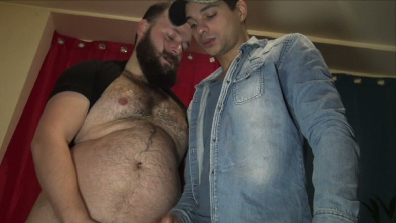 HARD PORN STUDIO: Twink Fucked by Bear Hairy