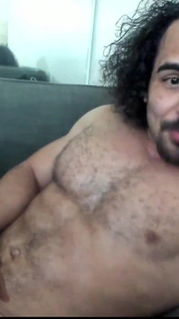 Bodybuilder with Huge Cock Jerks off and Cums for