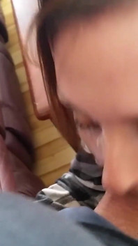 Vanessa Hastings geeft een natte pijpbeurt
