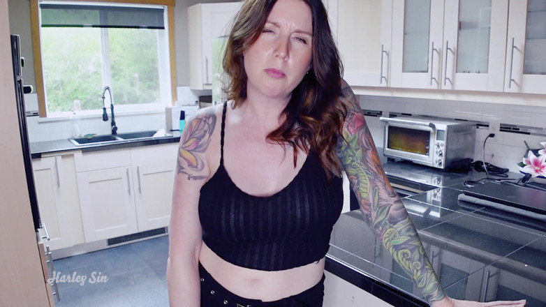 Harley Sin: Submission a bully + MILF film