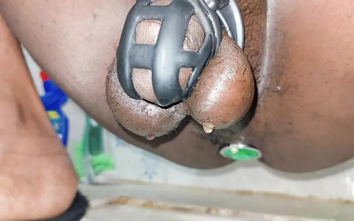 Sissy Slut Simran: Ebony Sissy Crossdresser Piss Like Woman in Chastity Cage