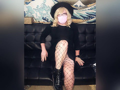 Lauren Ashland: Une trans blonde enfile des filets de pêche