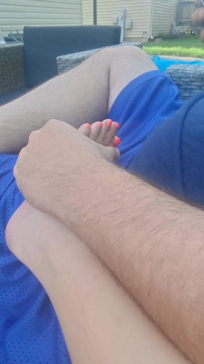 Naughty alchemy: पैरों की मालिश