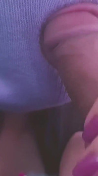 Adegan blowjob sudut pandangan dekat tulen