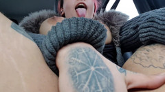 QweenSG: Hrajte stříkání několikrát za jízdu s cizincem