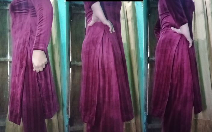 Gaurisissy: Индийский транссексуал Gaurisissy Выглядящий сексуально в розовом Salwar Kurta, похожий на шлюху-домохозяйку