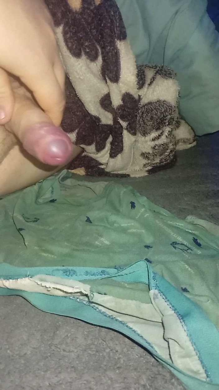 femnickboy: Fat Gay Jerking Cock and Cumming