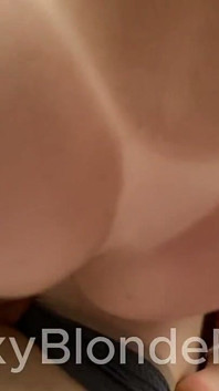 I Cum on My Girlfriend's Ass and Smear Sperm All Over Her Tight Ass
