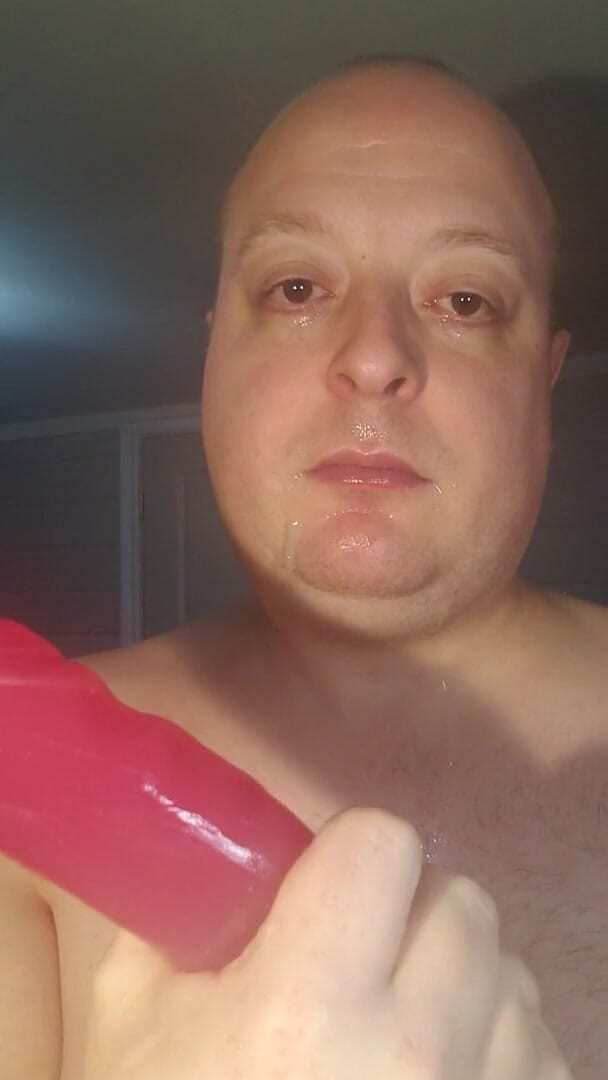 Charlieboy69: Nyepong kontol ukuran 20 cm pakai dildo ukuran ungu ukuran 25 cm