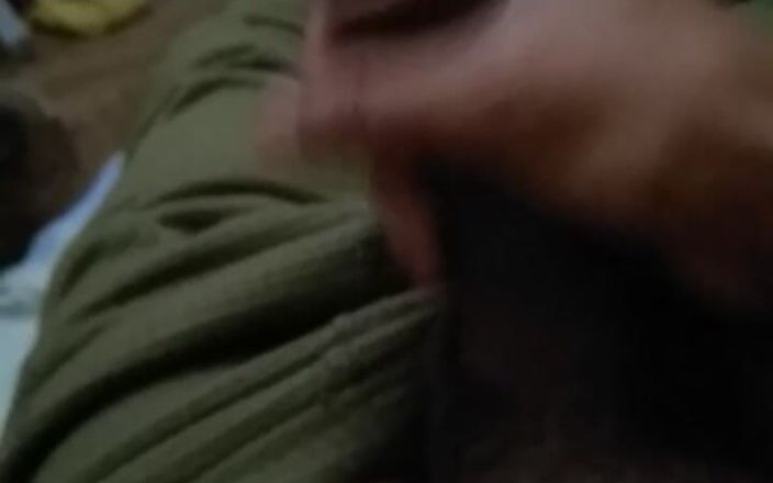 Smnthushara: Labă pe pat