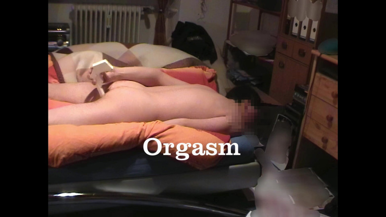 Mark Hannes: Vibrator och bodysuit hump onani om 2 timmar