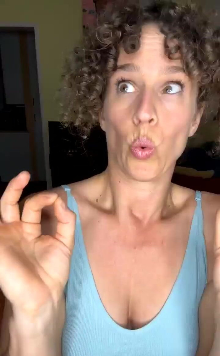 VibeWithMommy: やあみんな、いくつか質問したいです!