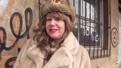 Dirty Doctors Clips: Railway station photoshoot