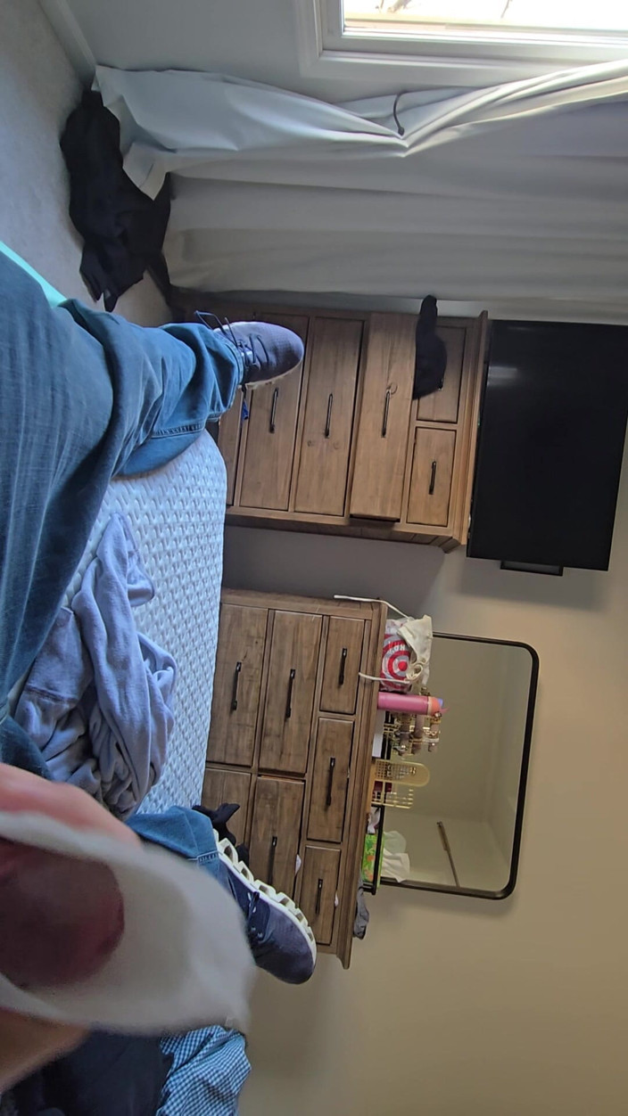 Takepad: Maxi-pad สาวเอเชียเซ็กซี่นุ่มๆ ลูบควยใหญ่ข้ามคืน