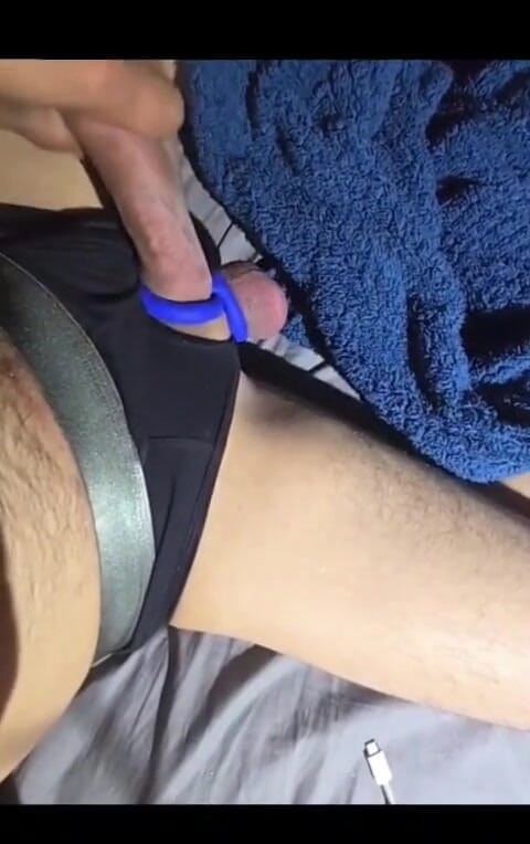 Jose1234i: 내 거유 자지를 좋아해?