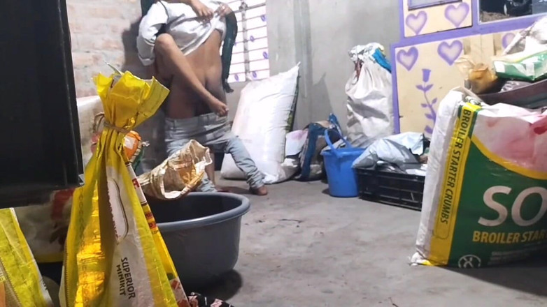 Fantacycutting: Une prof tution, vidéo virale